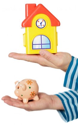piggybankvshouse